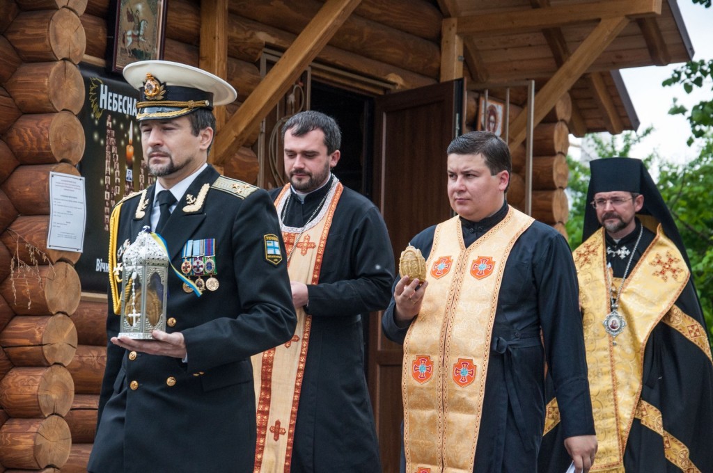 DSC_0002_1600x1063